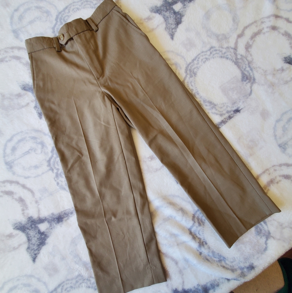 Girl's slacks in muted green - Picture 2 of 10